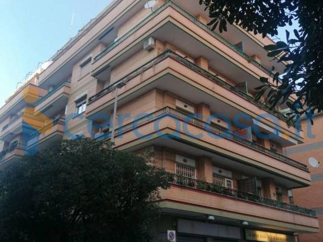 Appartamento Bilocale in affitto in Via Dei Panfili, Roma