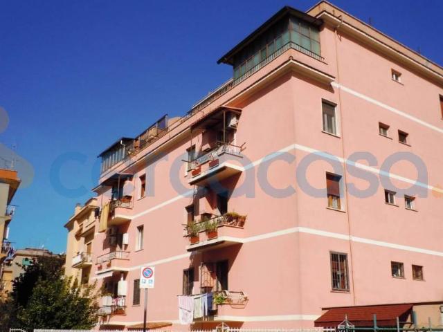 Appartamento Bilocale in affitto in Via Dei Pioppi 61, Roma