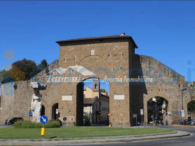 Appartamento Bilocale in affitto in Via Senese, Firenze
