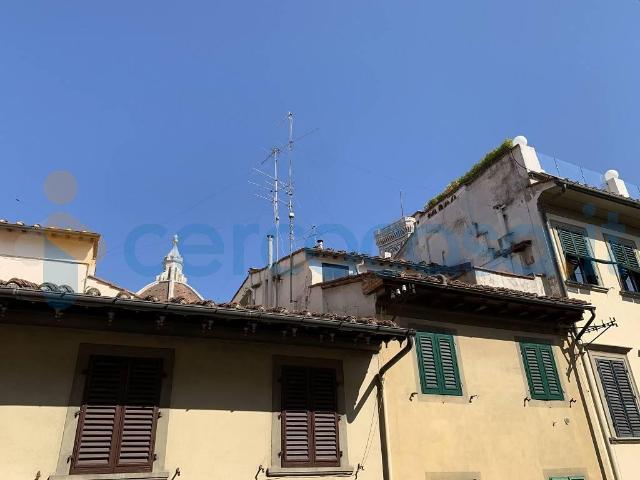 Appartamento Bilocale in affitto in Piazza San Giovanni, Firenze