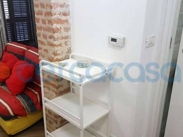 Appartamento Bilocale in ottime condizioni, in affitto in Via Cavour 10, Torino