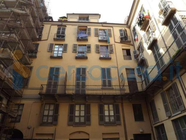 Appartamento Bilocale in ottime condizioni, in affitto in Via Cavour 10, Torino