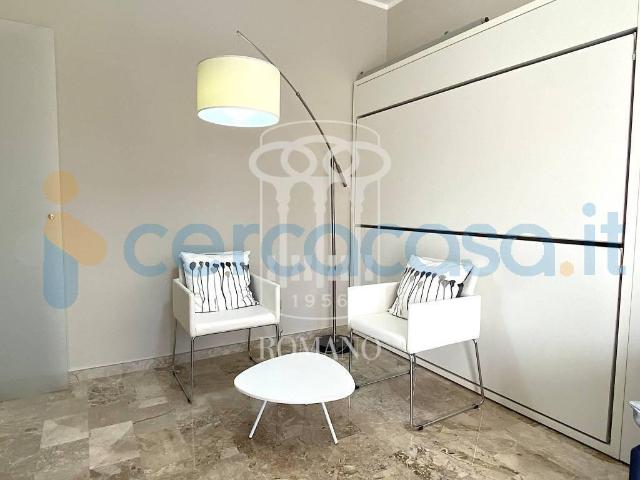 Appartamento Bilocale in ottime condizioni, in affitto in Via Luigi Rizzo, Rapallo