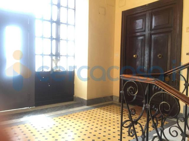 Appartamento Bilocale in ottime condizioni, in affitto in Via Urbana, Roma
