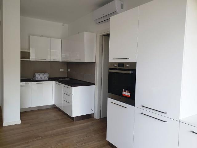 Appartamento Bilocale Piano Alto Classe A Con Terrazzo In Affitto