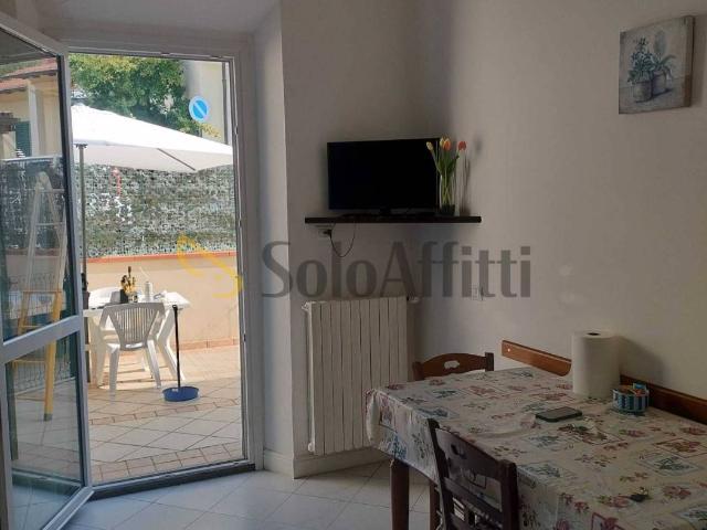Appartamento buono stato, piano terra, Centro, Calenzano