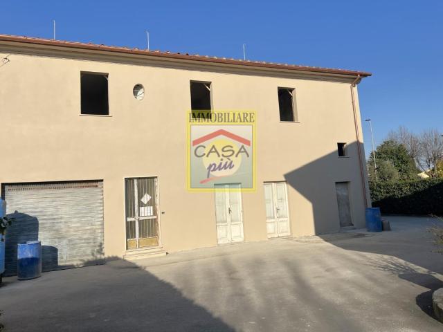 Appartamento da ristrutturare, Cascina visignano