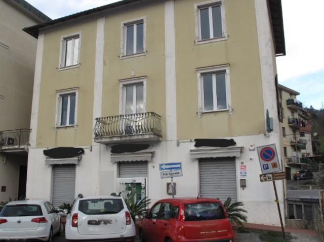 Appartamento da ristrutturare in via fratelli canepa 48a, Serra Riccò