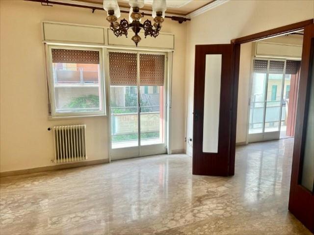 Appartamento da ristrutturare in via santa lucia, Reggio Calabria