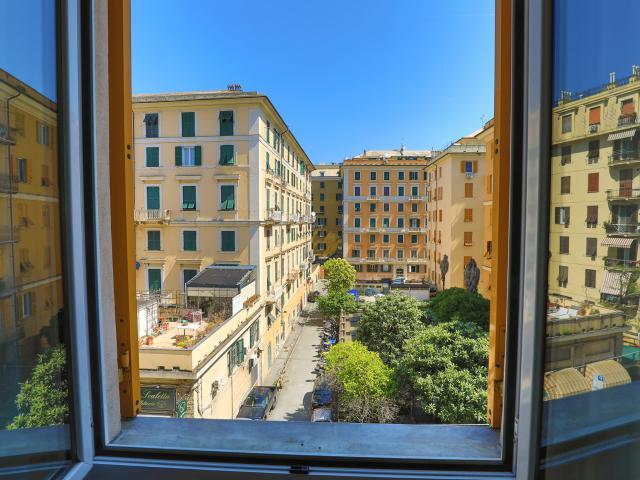 Appartamento da ristrutturare in via trebisonda, Genova