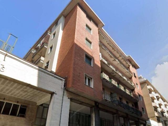 Appartamento da ristrutturare in via tullio molteni 7, Genova
