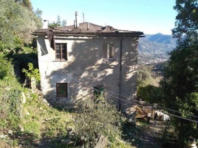 Appartamento da ristrutturare in via venticinque aprile 49, Camogli