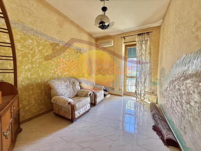 Appartamento da ristrutturare in viale dei comuni, Siracusa