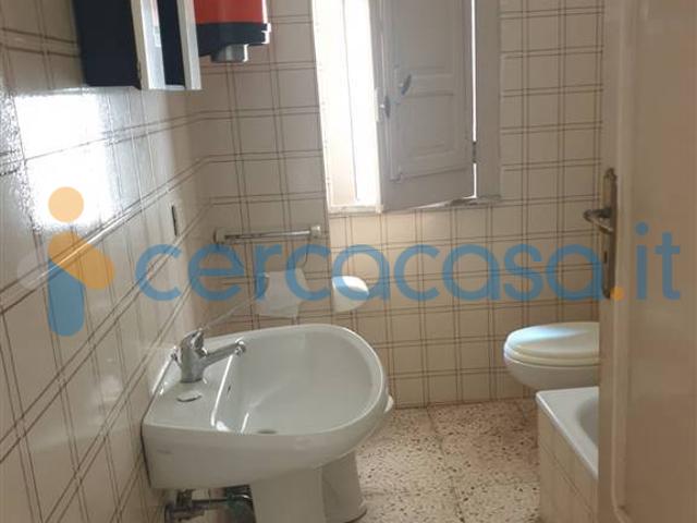 Appartamento da ristrutturare, in affitto in Via Trieste, Capo D'orlando