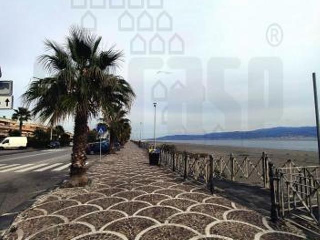 APPARTAMENTO di 3 vani e di 100 mq MESSINA rif. 2VS16980