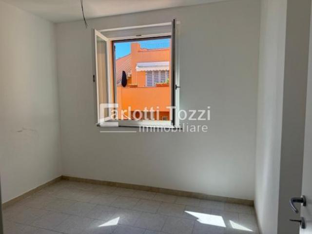 APPARTAMENTO di 3 vani e di 60 mq CASTIGLIONE DELLA PESCAIA rif. 03718
