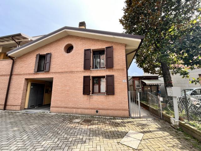 APPARTAMENTO di 3 vani e di 65 mq BOLOGNA BOLOGNA BO rif. 137SD