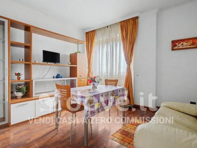 Appartamento di 105 m con 4 locali in vendita a Roma [rif. DV 13861]
