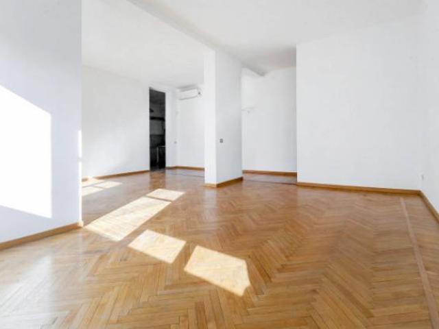 Appartamento di 108 m con 3 locali in vendita a Milano