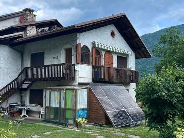 Appartamento di 109 m² con 5 locali e box auto a A
