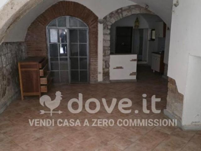 Appartamento di 100 m con 2 locali in vendita a Tuscania