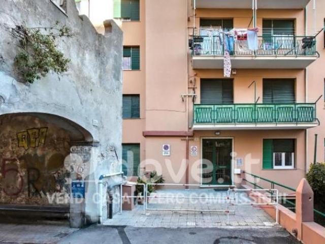 Appartamento di 100 m con 3 locali in vendita a Genova [rif. DV 11665 1]