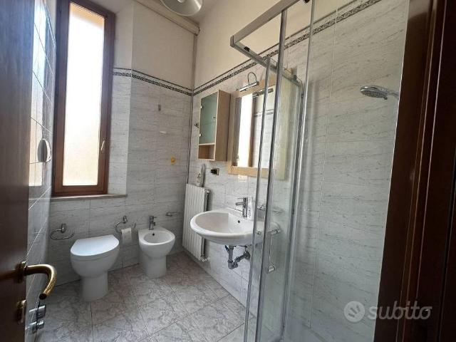 Appartamento di 100 m² con 5 locali a Bologna