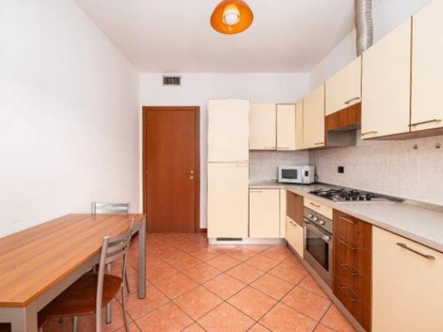 Appartamento di 103 m con 3 locali in affitto a Milano