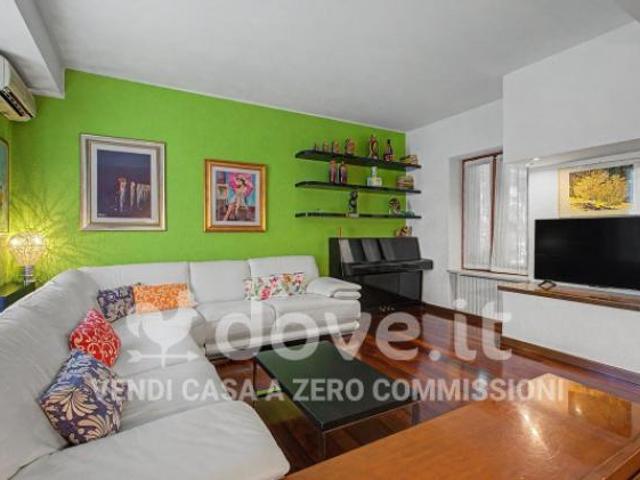 Appartamento di 114 m con 3 locali e posto auto in vendita a Cologno Monzese [rif. DV 13517]