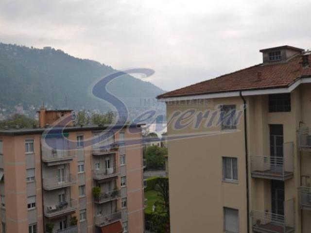 Appartamento di 117 m con 3 locali in affitto a Como