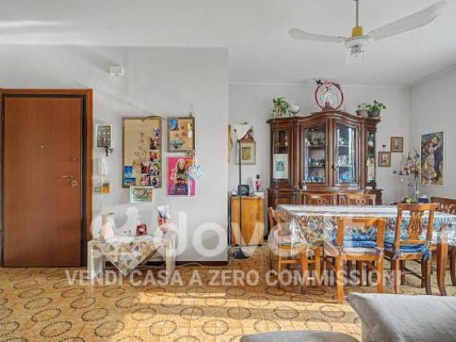 Appartamento di 110 m con 3 locali in vendita a Verona [rif. DV 13716]