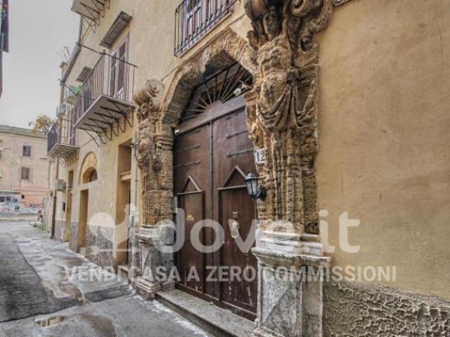 Appartamento di 128 m con 4 locali in vendita a Palermo [rif. DV 12959]