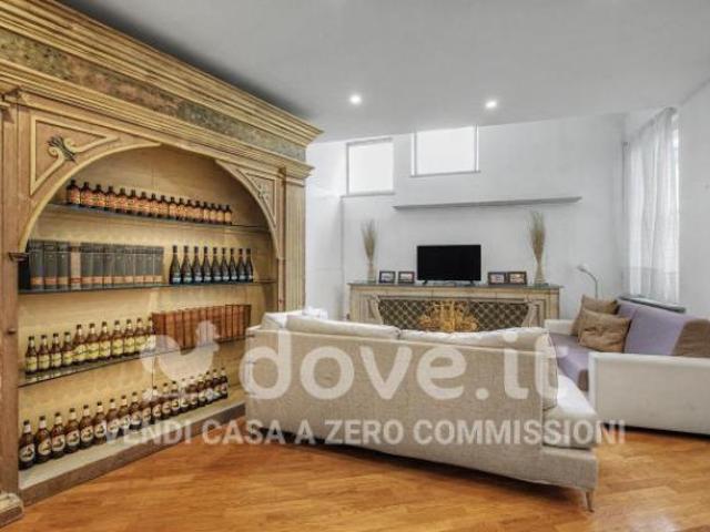 Appartamento di 120 m con 3 locali in vendita a Como