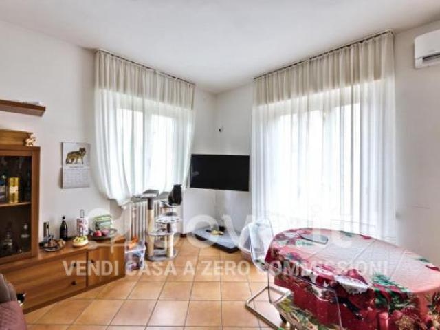 Appartamento di 120 m con 3 locali in vendita a Induno Olona