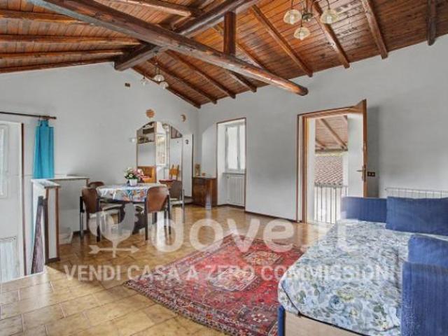 Appartamento di 121 m con 3 locali in vendita a Cuvio