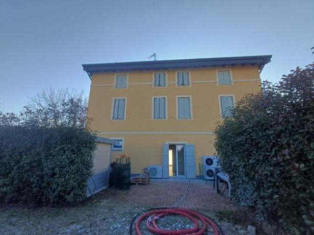 Appartamento di 135 m con 3 locali in vendita a Bomporto