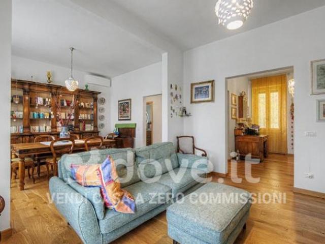 Appartamento di 137 m con 5 locali in vendita a Firenze [rif. DV 13529]