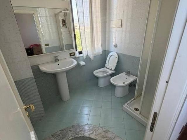 Appartamento di 130 m² con 4 locali a Palermo