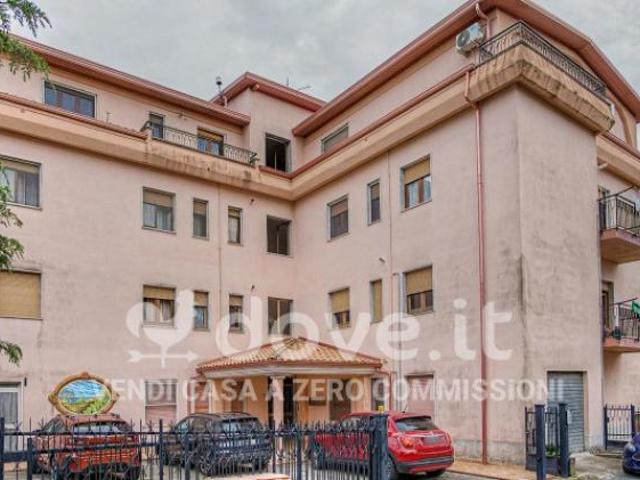 Appartamento di 130 m con 4 locali e posto auto in vendita a Simeri Crichi [rif. DV 12772]
