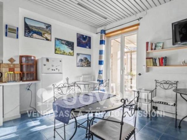 Appartamento di 132 m con più di 5 locali in vendita a Nuoro [rif. DV 11805]