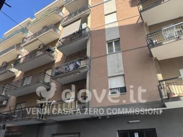 Appartamento di 146 m con 4 locali in vendita a Reggio Calabria