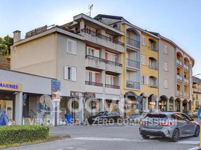 Appartamento di 140 m con 4 locali in vendita a Lavena Ponte Tresa