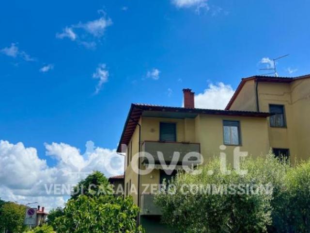 Appartamento di 155 m con 4 locali e box auto in vendita a Pienza