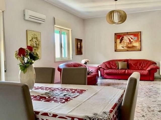 Appartamento di 150 m² con 5 locali a Canicattì
