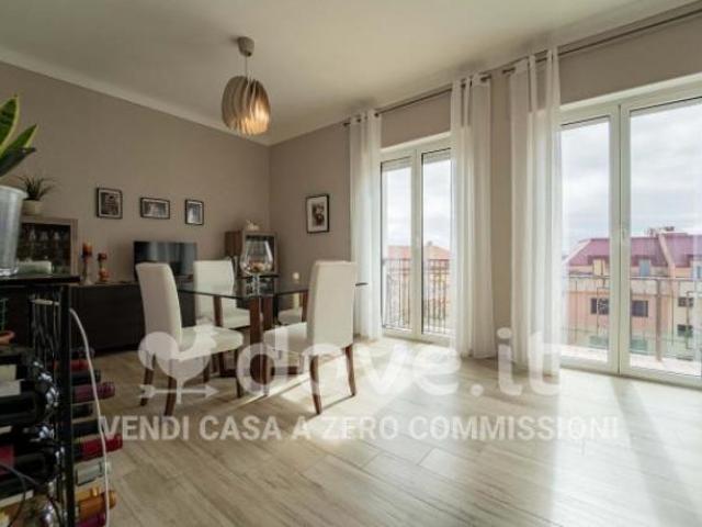 Appartamento di 160 m con 5 locali e posto auto in vendita a La Maddalena [rif. DV 8545]