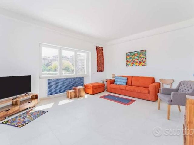 Appartamento di 170 m² con 3 locali a Roma