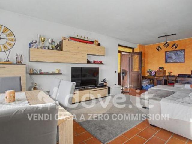 Appartamento di 170 m con 4 locali e box auto in vendita a Luino
