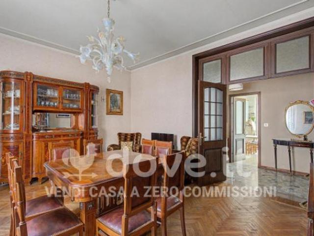 Appartamento di 182 m con 4 locali in vendita a Parma [rif. DV 13171]