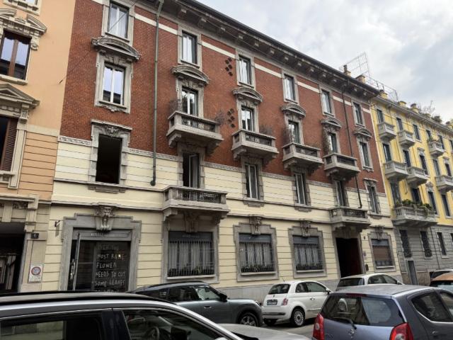 Appartamento di 190 m² con più di 5 locali in affitto a Milano