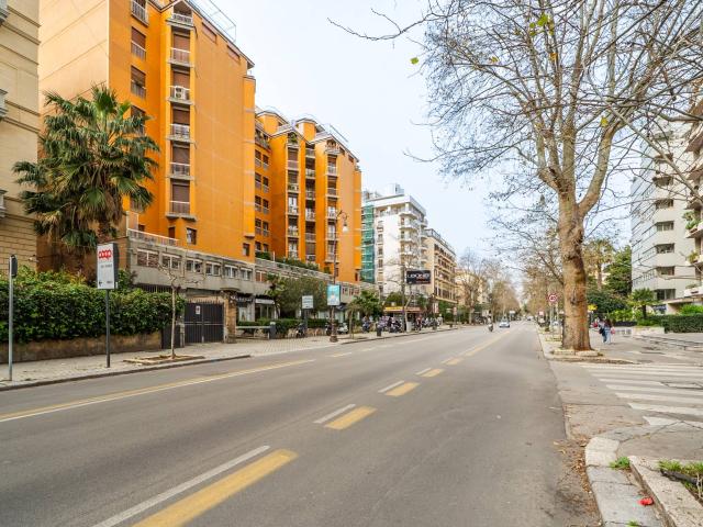Appartamento di 235 mq a Palermo